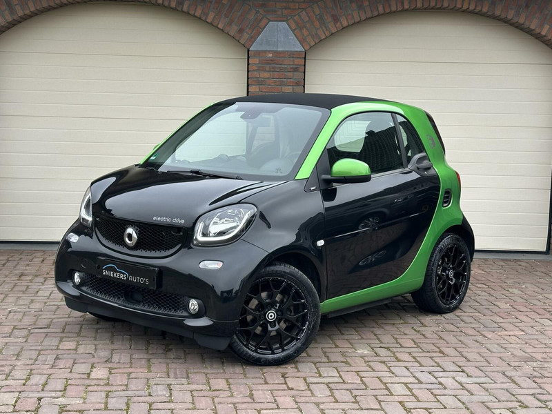 715592747-100