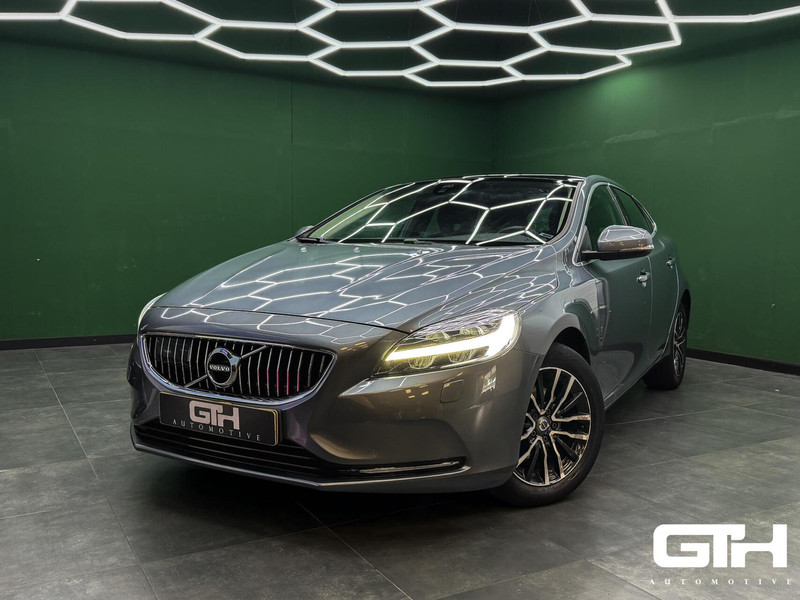 880941596-100