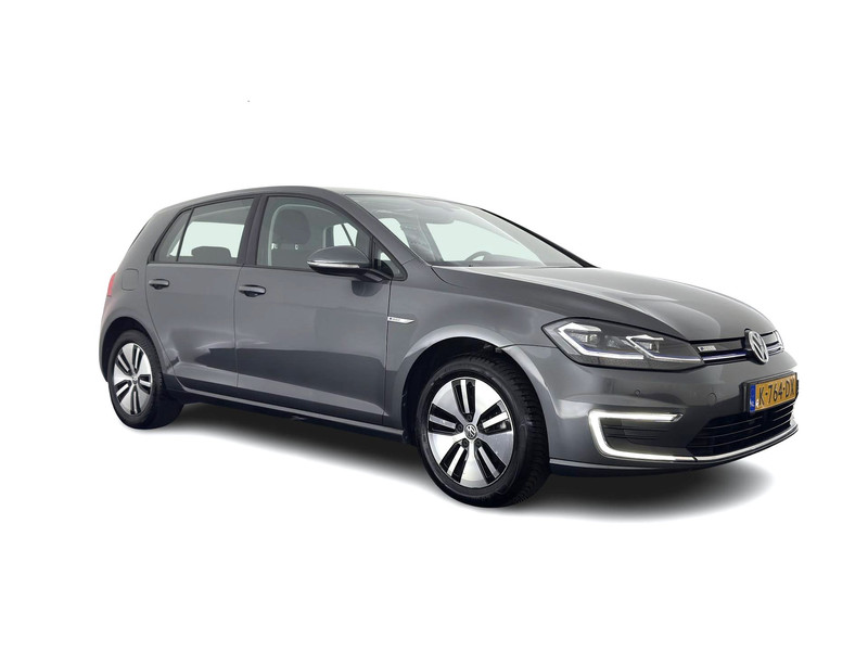 586427066-100