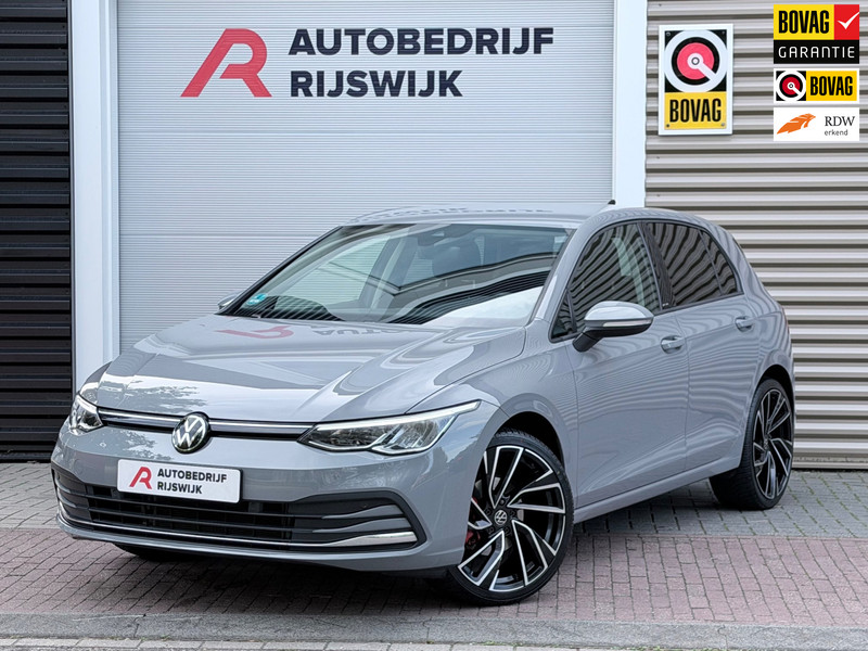 795883504-100