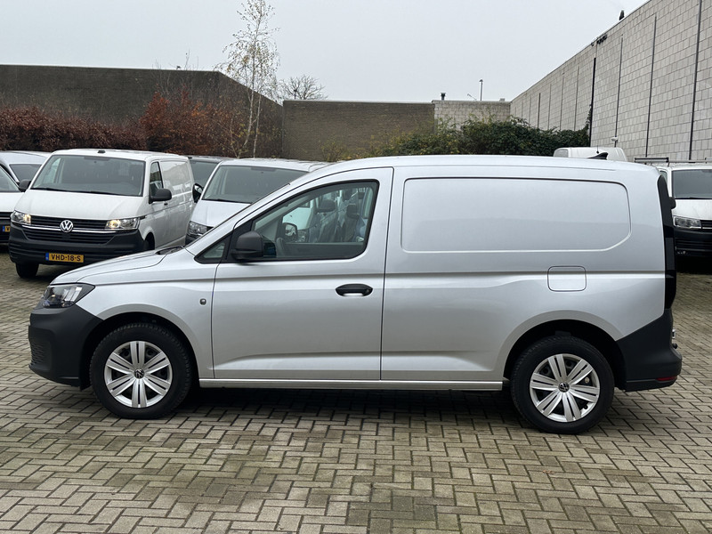 377803112-100-6.jpg