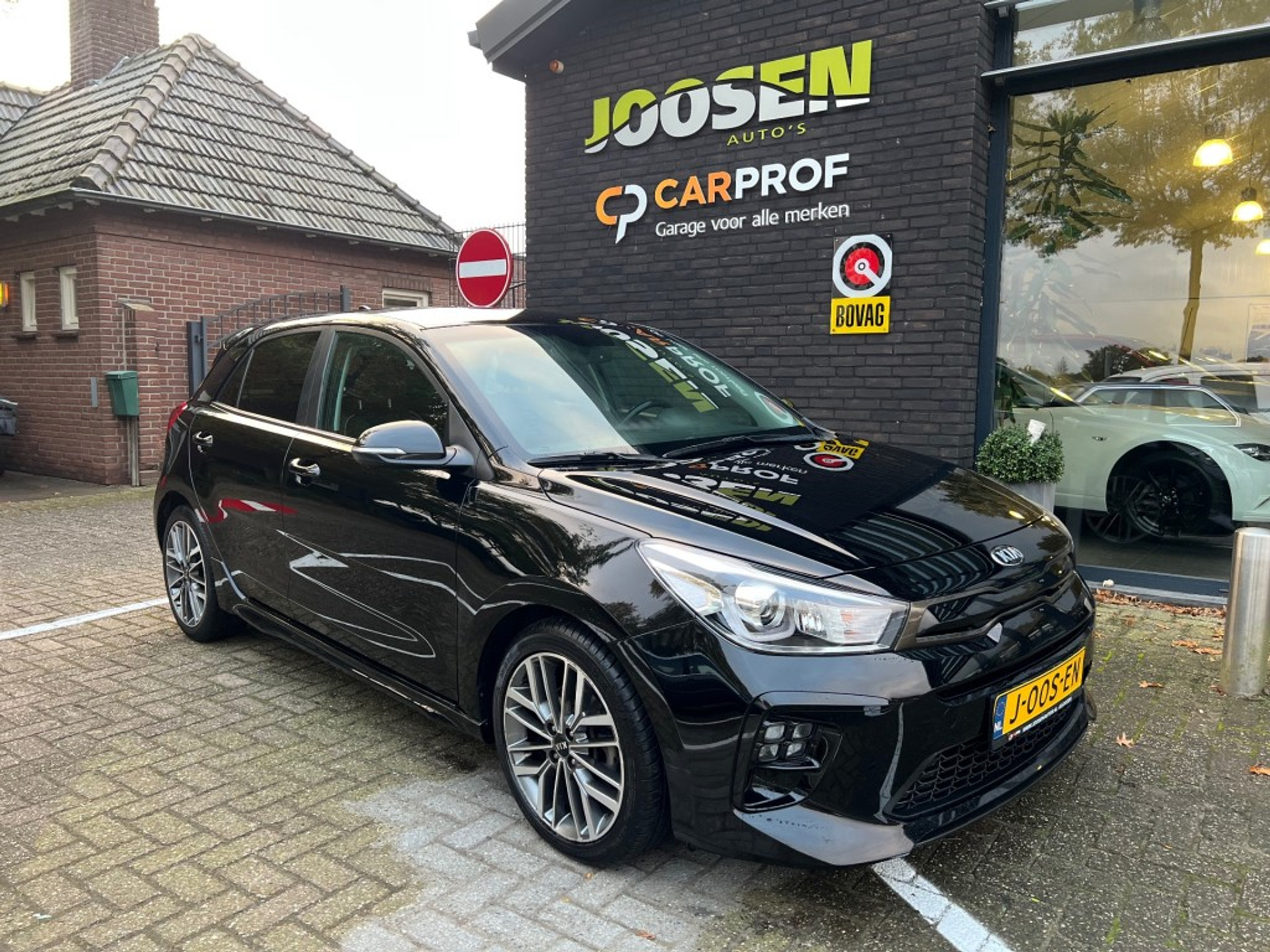 42506186