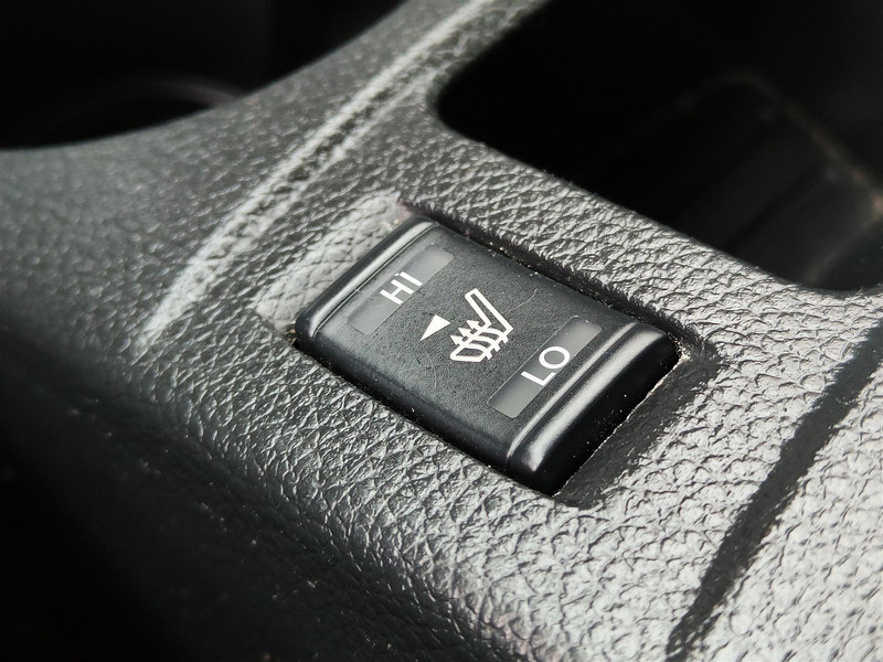 42121583-17.jpg