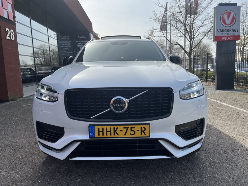 43099867-9.jpg