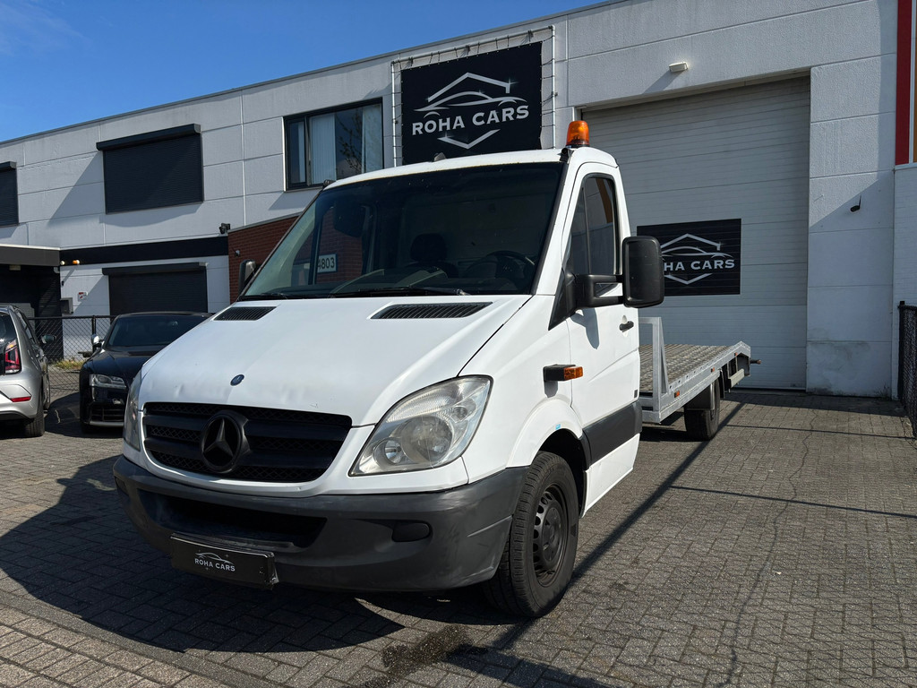 43840231
