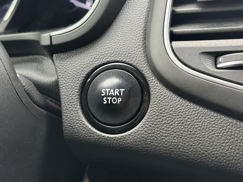 44779302-15.jpg