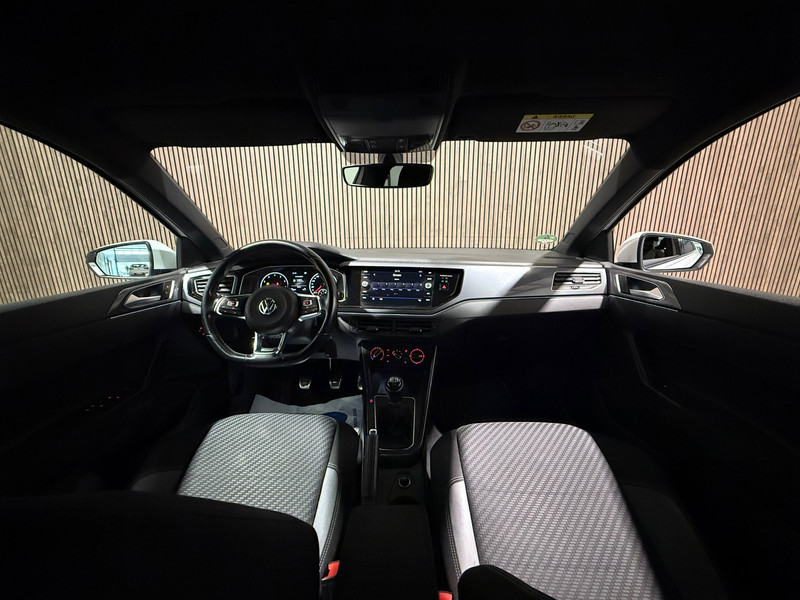 45308118-16.jpg