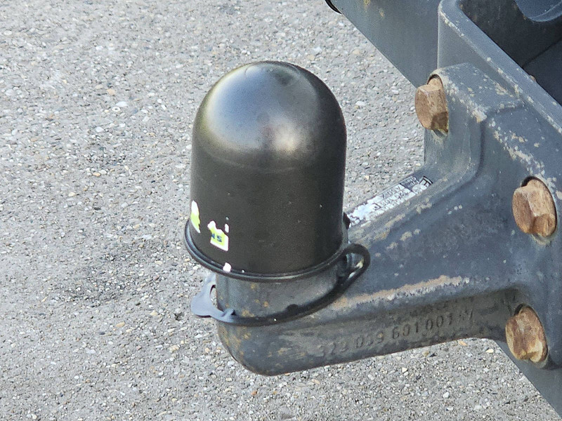 46231306-13.jpg