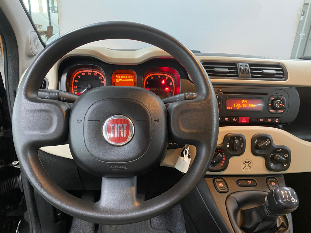 47377428-10.jpg