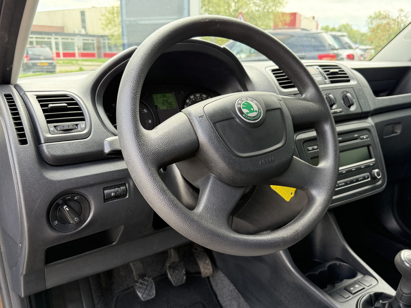 47397328-2.jpg