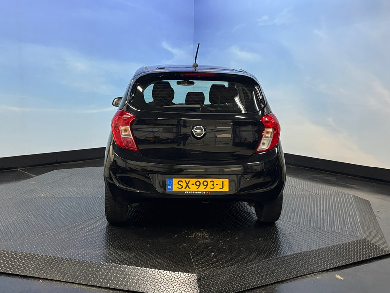 47424486-4.jpg
