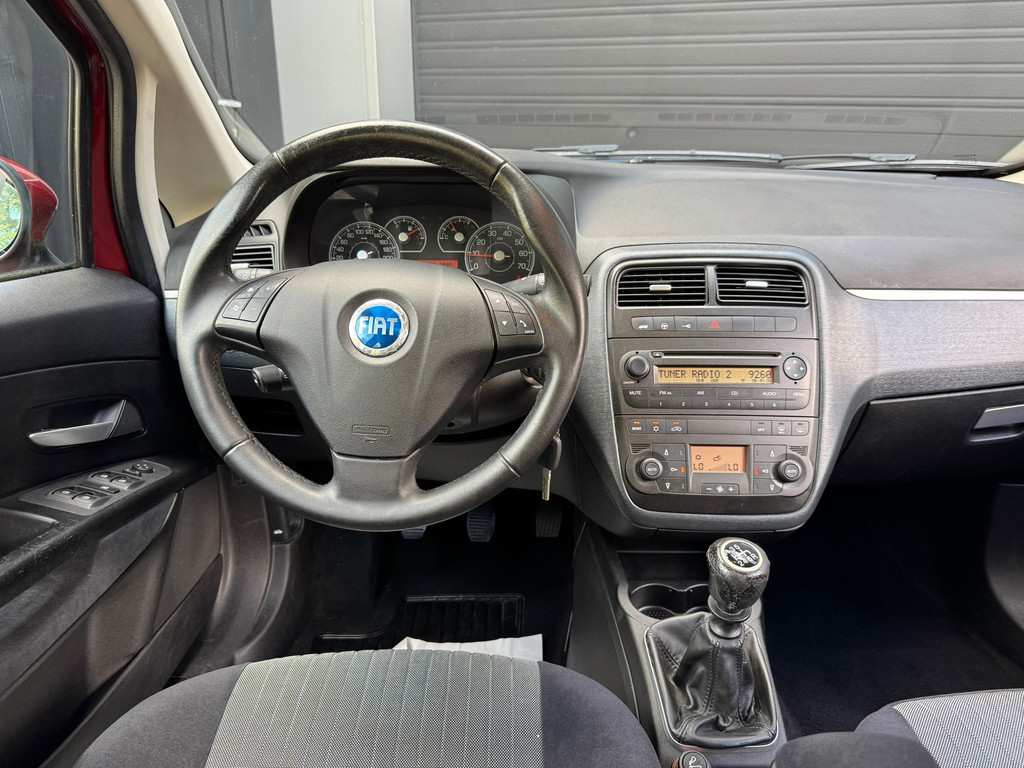 47732675-10.jpg
