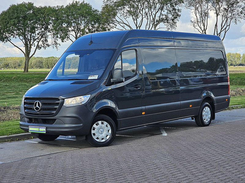 48000980