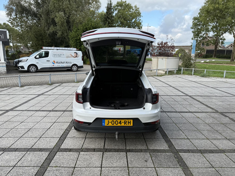 48231475-14.jpg