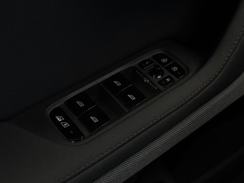 48231475-35.jpg