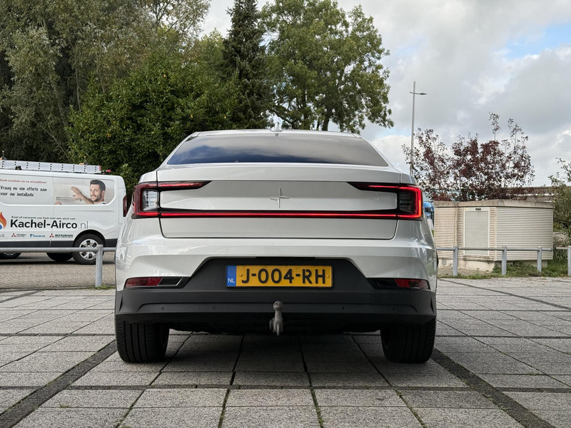 48231475-4.jpg