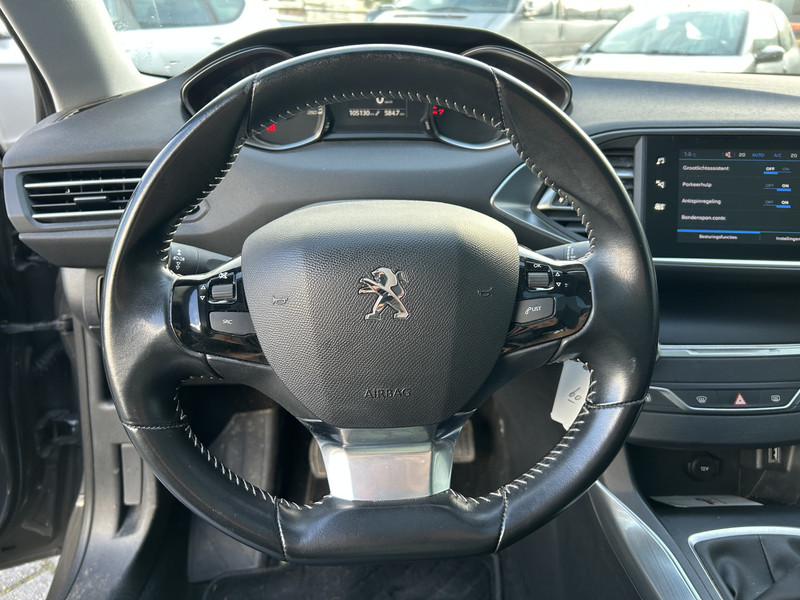 48374449-7.jpg