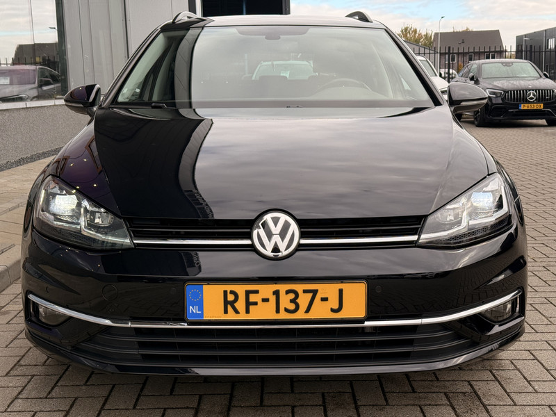 48460920-7.jpg