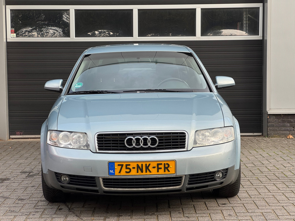 48537955-1.jpg