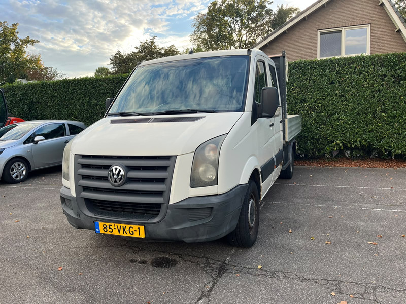 563519927-100