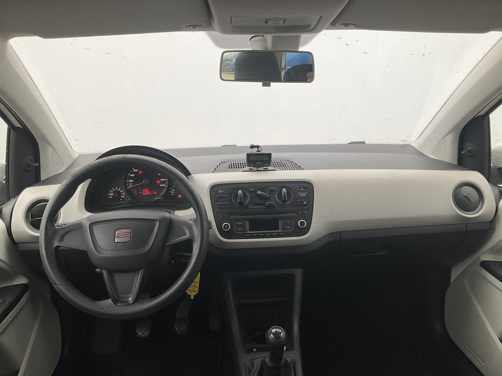 48551104-10.jpg