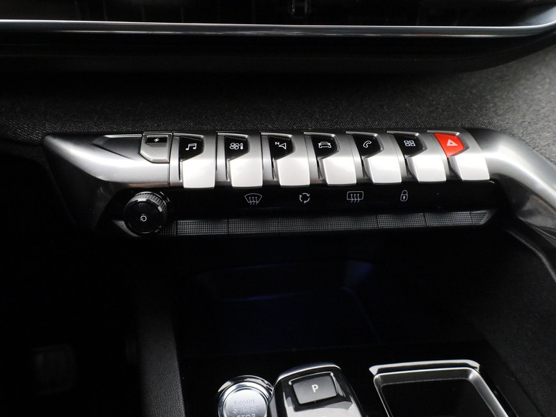 48625036-20.jpg