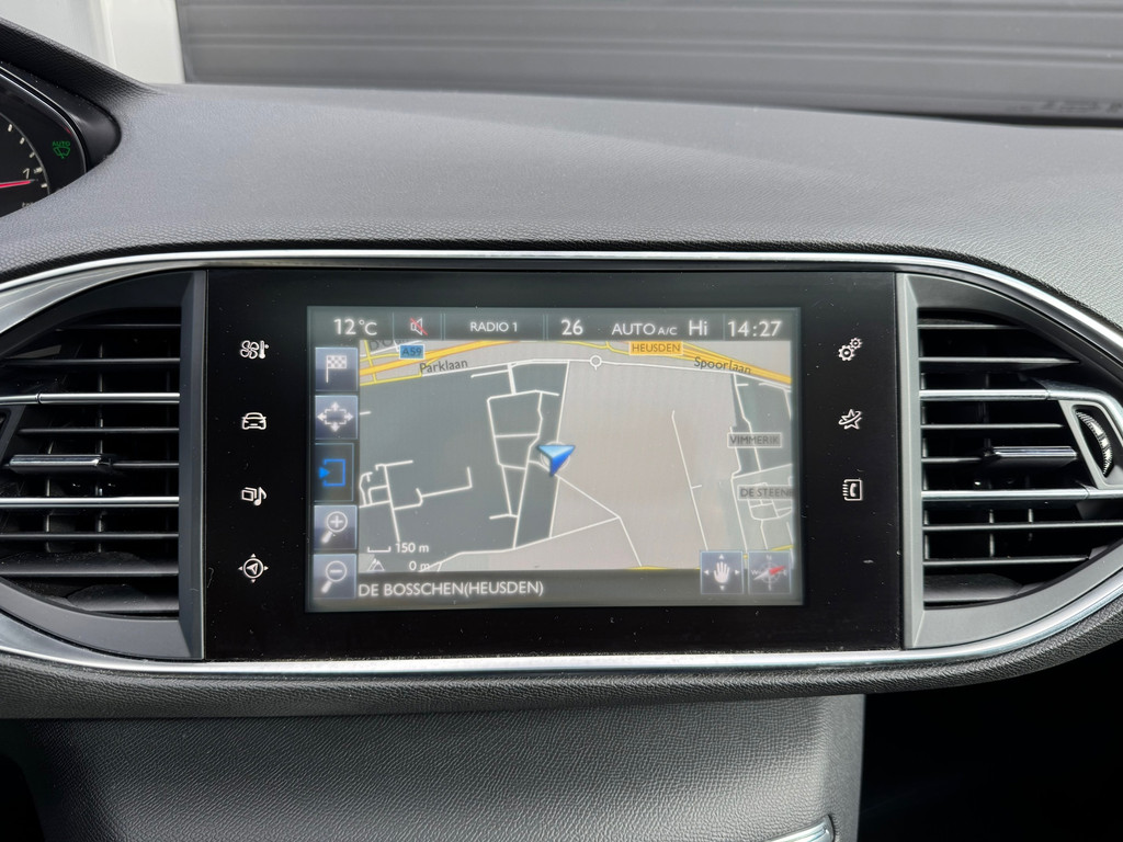 48650884-14.jpg