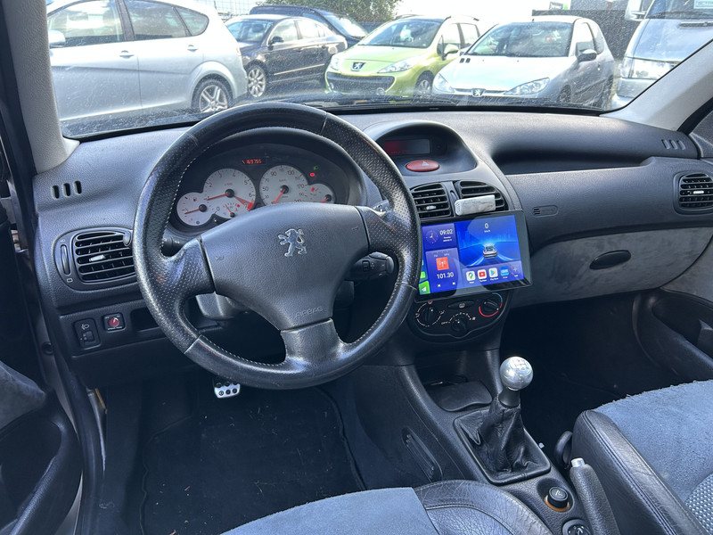 48653272-1.jpg