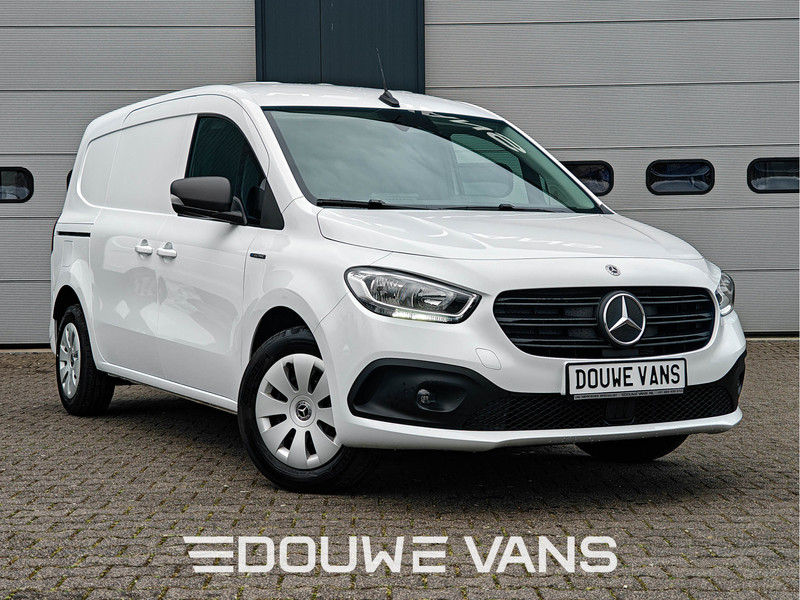 589404606-100