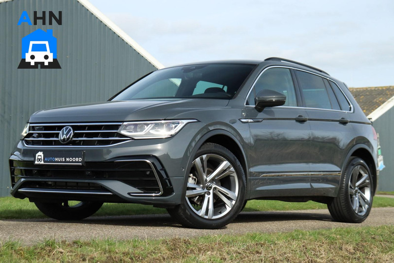 677689693-100