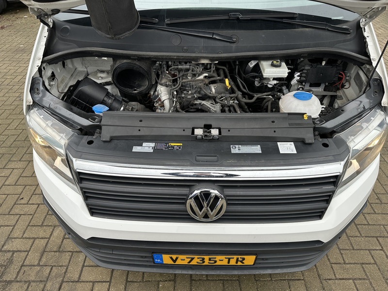 690825856-100-4.jpg