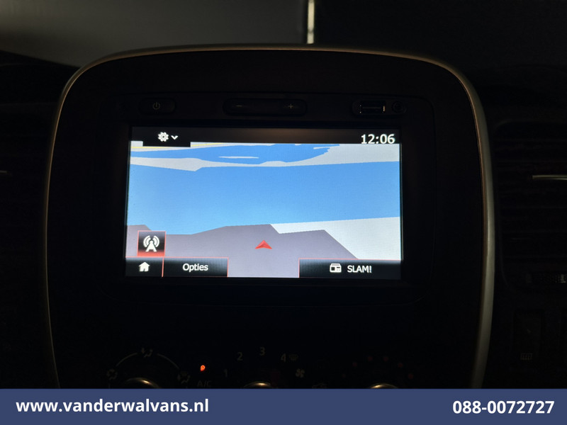 695989657-100-1.jpg