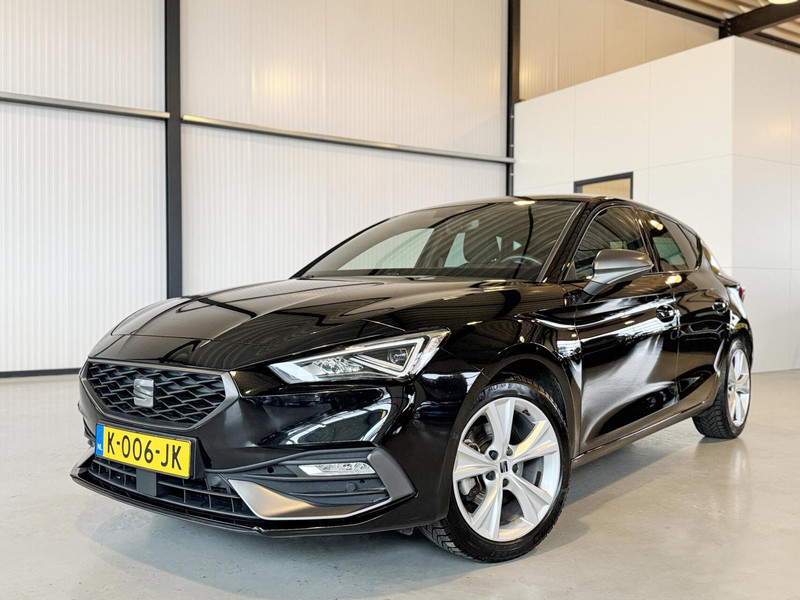 752485942-100