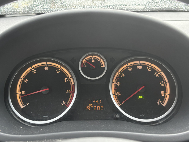 775090278-100-9.jpg