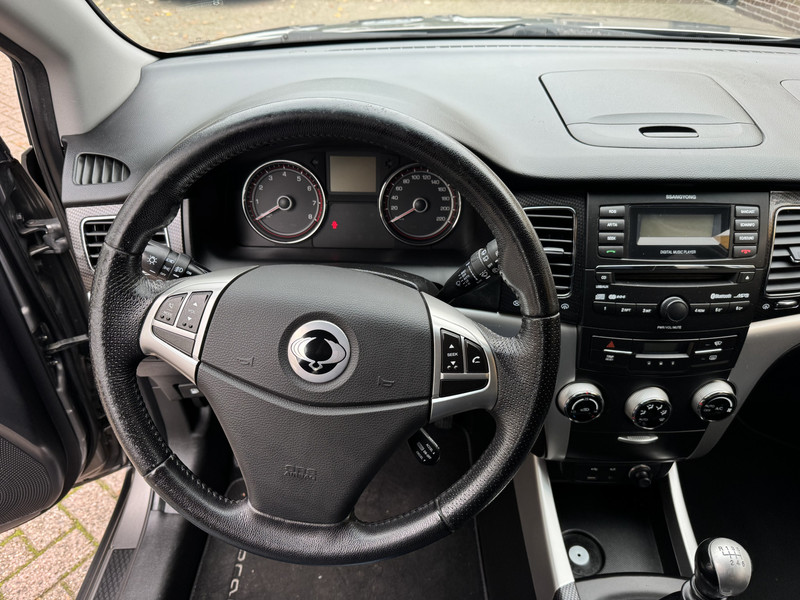 830870407-100-5.jpg
