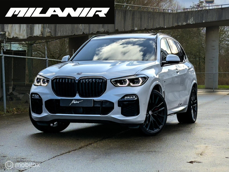 136610897-100