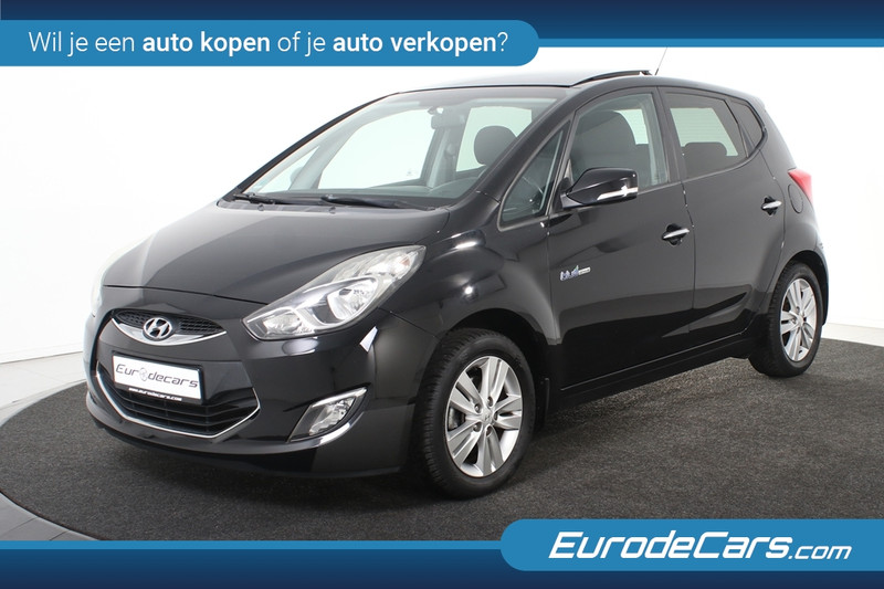 978526839-100