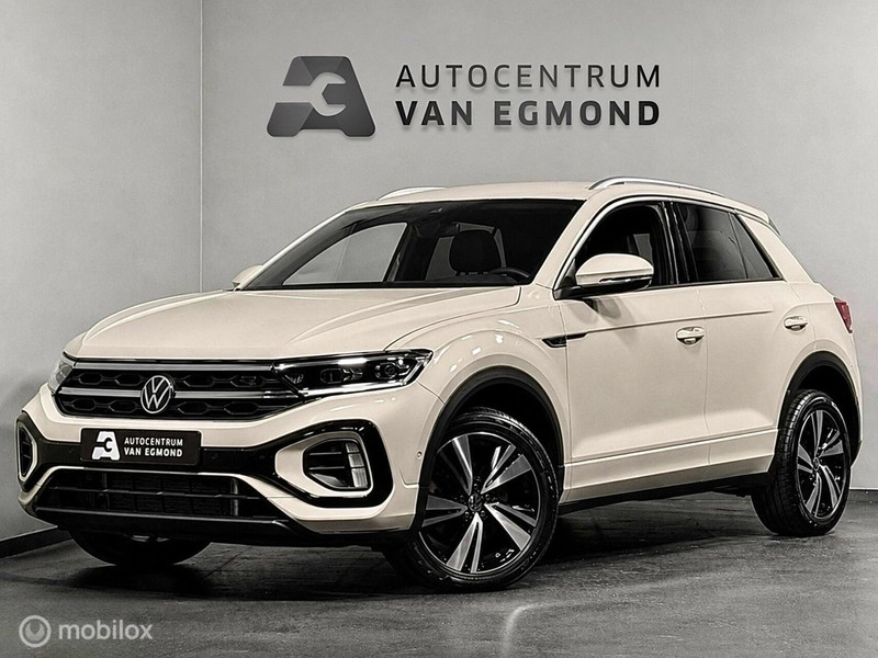 812695702-100