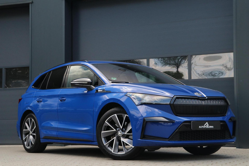 551789470-100