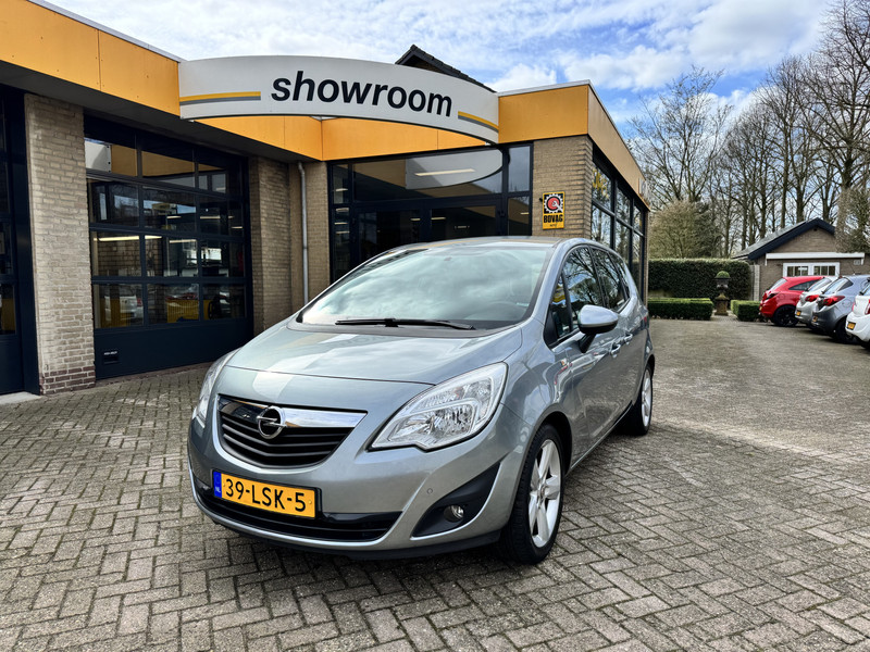 661524807-100