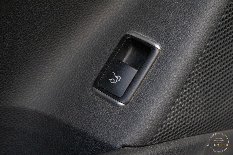 988913154-100-7.jpg